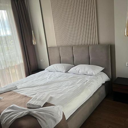 Апартаменти Sunvi В Жк Сонячний Квартал Golubinoye Ngoại thất bức ảnh